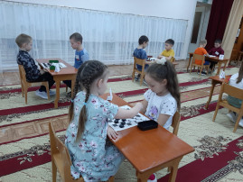 Районные соревнования по шашкам. Районные соревнования по шашкам.