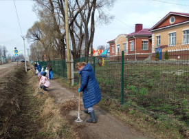 Весенний субботник. Весенний субботник.