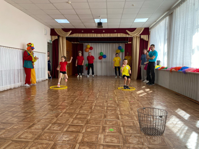 «Папа, мама, я - спортивная семья» «Папа, мама, я - спортивная семья».