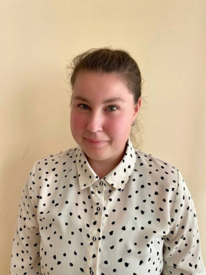 Инструктор по физическому воспитанию Баженова Екатерина Владимировна